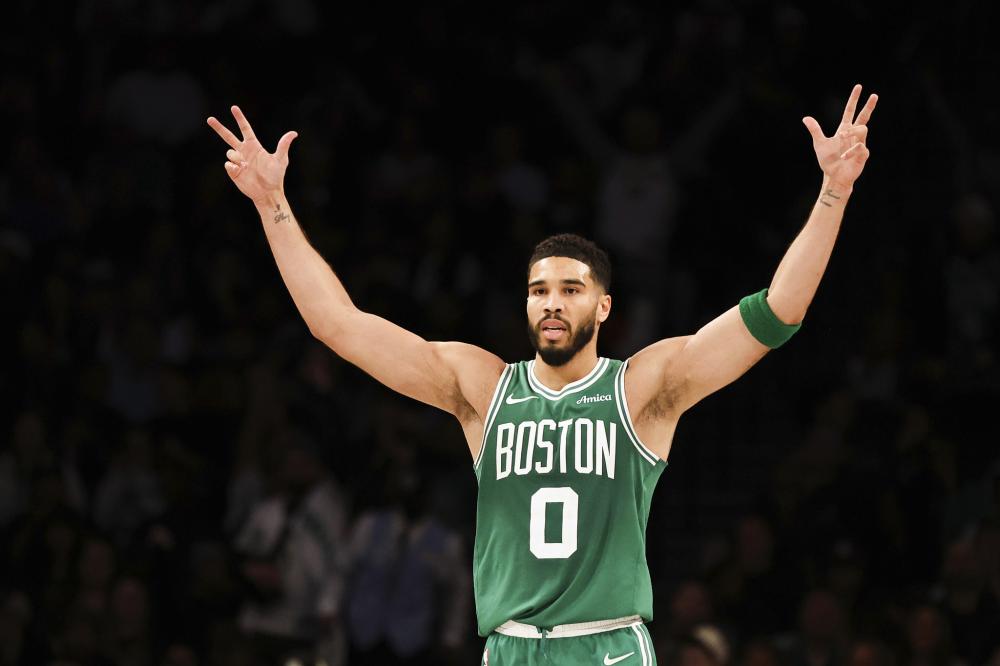 前锋线亟需 前锋线亟需