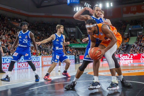 保持昂扬斗 保持昂扬斗